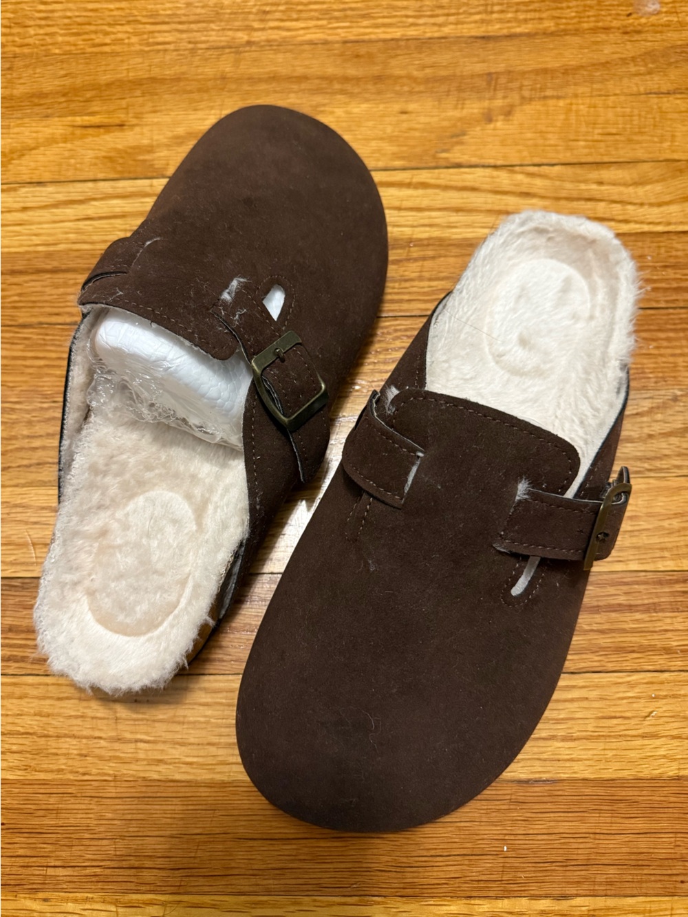 Plush-Lined Brown Suede Mules with Buckle